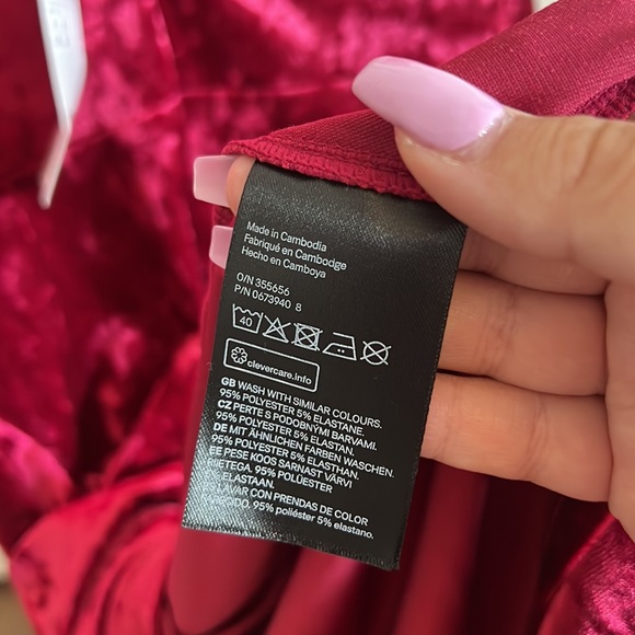 NWT H&M velvet dress size 12 - Picture 4 of 4
